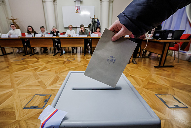 Volby do Poslanecké sněmovny 2025: termín, strany a kandidáti