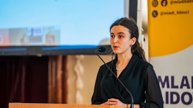 Šéfka mladých lidovců: Ženy v politice čelí nářezu hejtů. Můj intelekt hodnotili podle šperků