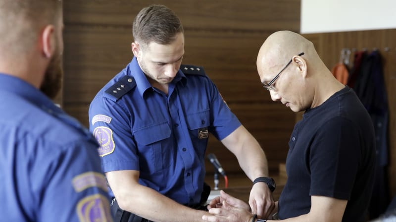 Poprava v pražském bytě. Dvojnásobná vražda zůstává po čtvrt století nevyřešena