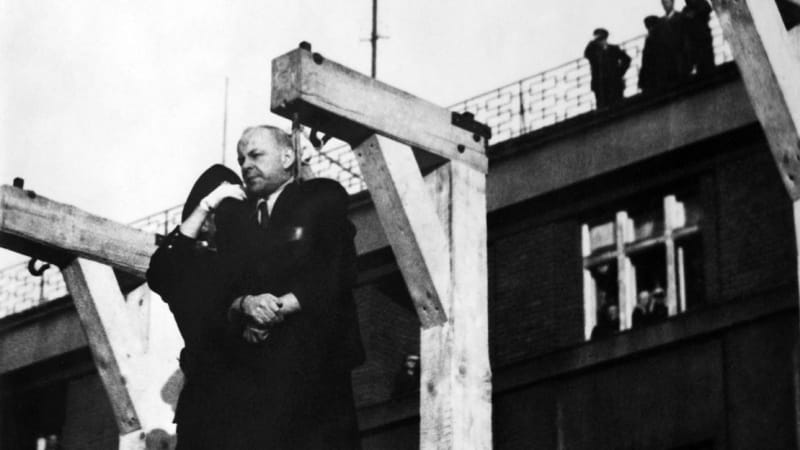 Touha po mstě i krvi. Na poslední veřejnou popravu v Praze přišlo 30 tisíc diváků