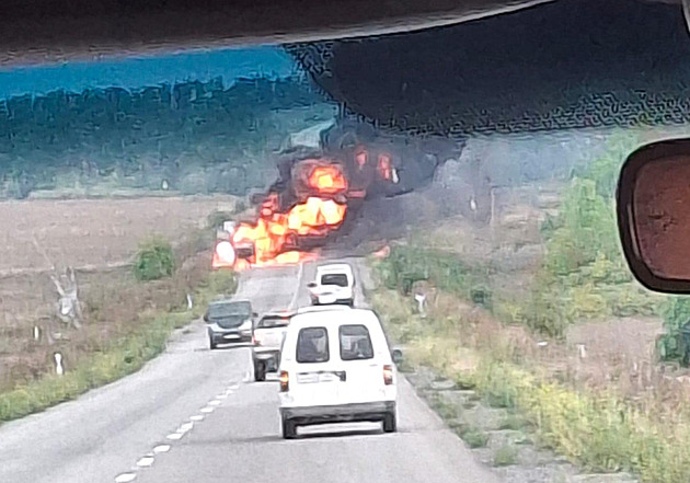 Dronová matka útočí. Rusové přiškrtili poslední bezpečnou silnici do Slavjansku