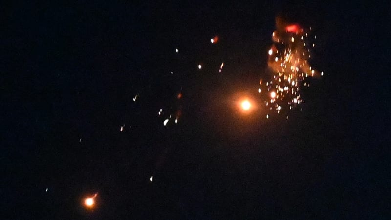 Roj ruských dronů znovu zaútočil na Ukrajinu. V Záporoží zasáhl školku i obytný dům