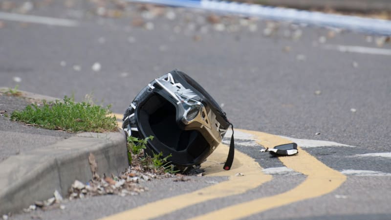 V Chorvatsku zahynul český motorkář. Při předjíždění se čelně srazil s nákladákem