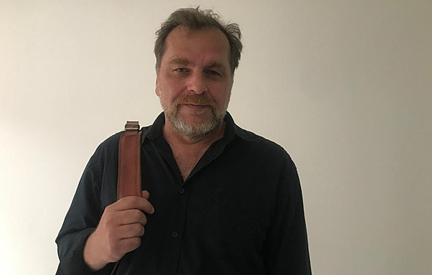 Agresor, či oběť? Svědci popisují napadení v domě se známým barem v Ostravě