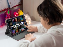 Od ledna zásadní změna: Roblox zavede povinné ověřování obličejem