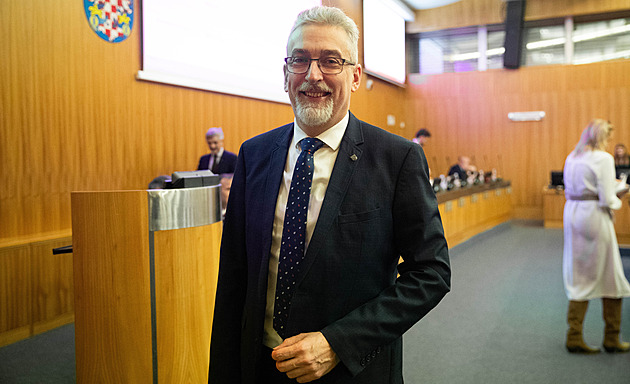 Primátor Olomouce Žbánek kvůli zvolení poslancem rezignoval, střídá ho Ferancová