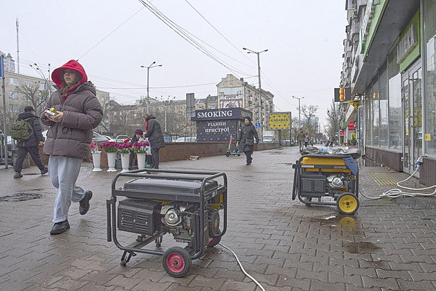 Ukrajina možná bude svítit i v zimě. Pomohou přísně střežené baterie z USA