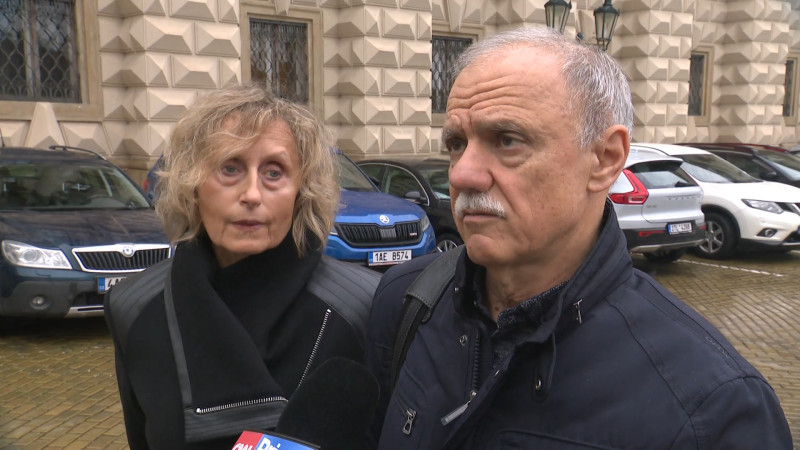 První návštěva po 16 měsících. Čech držený ve Venezuele dostal dopisy od rodičů a poslal vzkaz