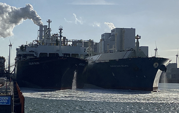 Nizozemský terminál již odbavil 72 lodí s plynem pro Česko. Žádný nebyl z Ruska