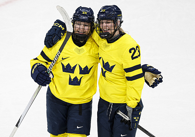 Další problém arény v Miláně. Švédkám se rozbily toalety, Němky je na své nepustily