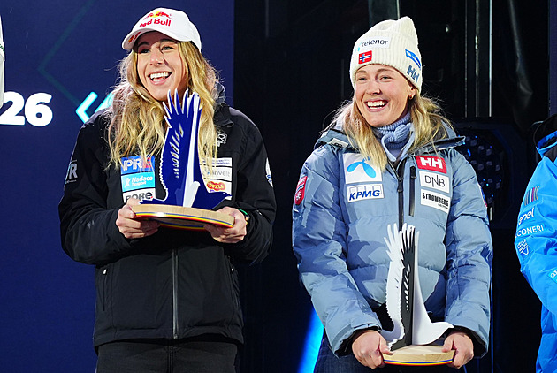 Měla větší radost než vítězka? Ledeckou nadchla trofej za čtvrté místo