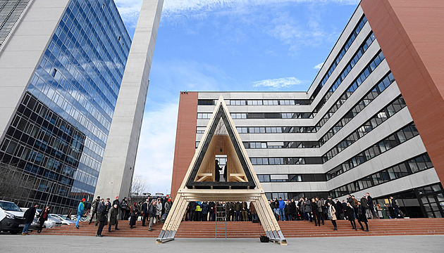 Zastavte přípravu zákona o zahraničních vazbách, píšou rektoři vládě a poslancům