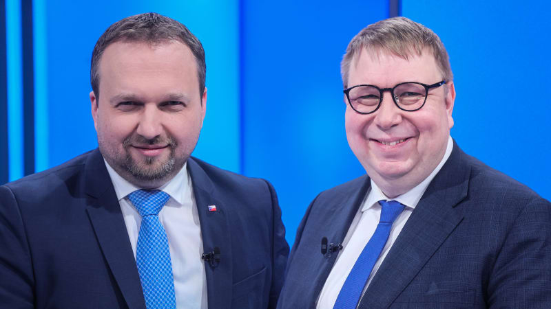 Babišovi ruply nervy, řekl Jurečka a vpálil vládě staré výroky. Juchelka oponoval