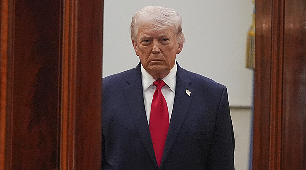 Írán označil Trumpa za vyšinutého, jeho „hrubé a arogantní“ výhrůžky odmítl