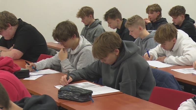 Půjde opustit učebnu během příjimaček? Rozhořel se překvapivý spor těsně před dnem „D“