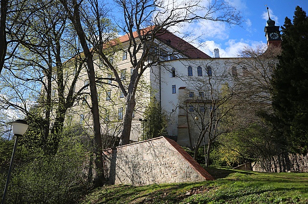 Historickým městem roku je Náměšť nad Oslavou. Z měst na Vysočině uspěla jako pátá