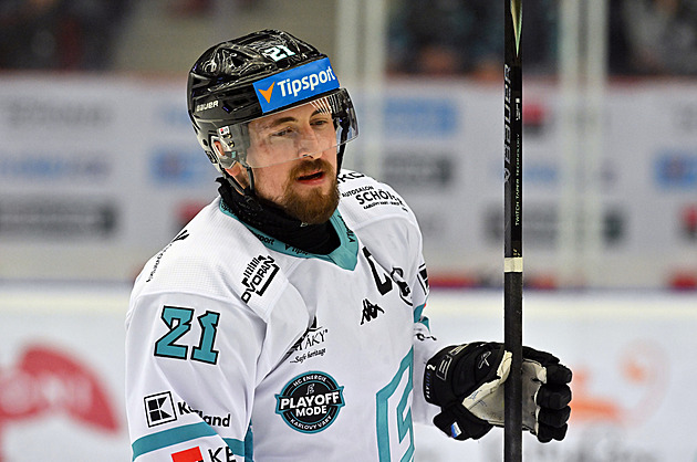 Hokejovou reprezentaci doplnil v přípravě Černoch, Šimek musí na operaci