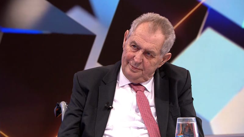 Jako Trump nemluvil snad ani Hitler. Zeman rázně odsoudil výroky prezidenta USA