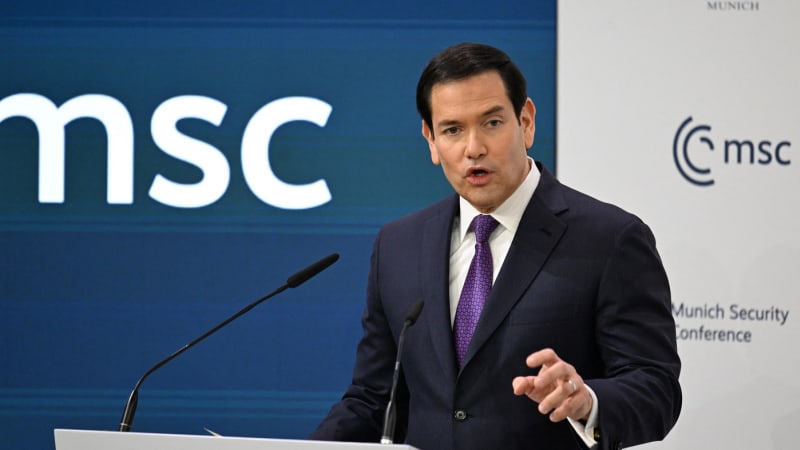 Ekonomická jaderná zbraň a ještě se tím chlubí, nařkl Rubio Írán. Zuří kvůli blokádě Hormuzu