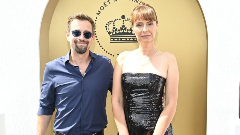 Lenka Vlasáková s Janem Dolanským vybudovali z ruiny chalupu snů. Měli tam i svatbu
