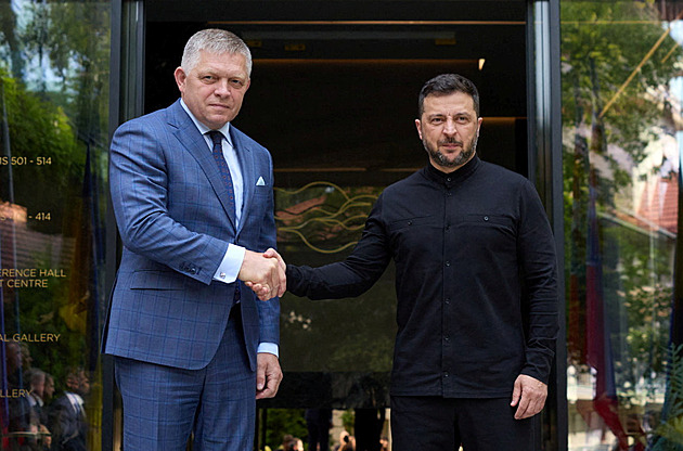 Zelenskyj pozval Fica do Kyjeva. Ten jeho do Bratislavy