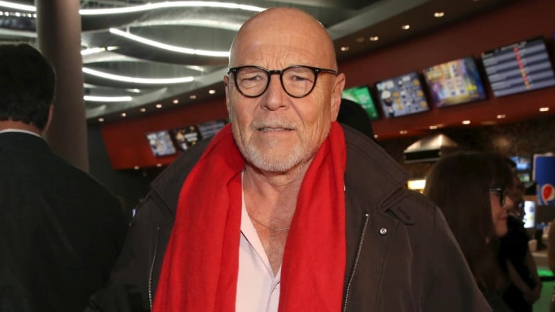 Dotáhl to do Hollywoodu, teď může dobýt i Hrad. Herec Vašut kolem kandidatury mlží