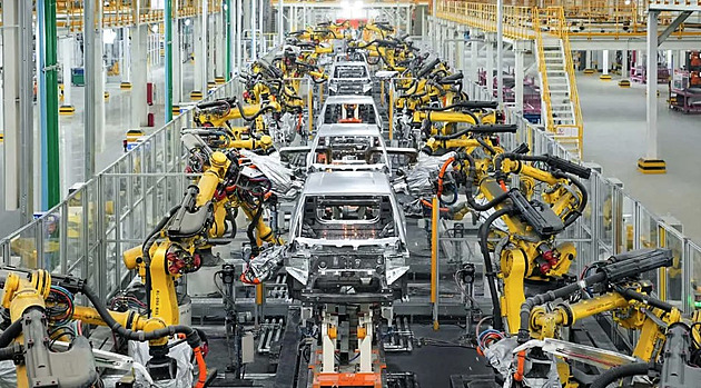 Zajímáme se o jakoukoliv dostupnou továrnu v Evropě, říká čínská automobilka
