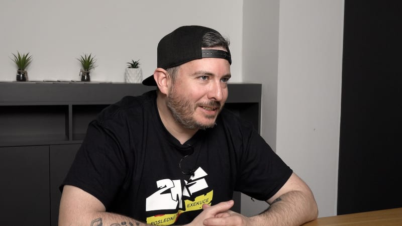 RECENZE: Řezníkova videohra ZNK je brutální jízdou plnou hnusu, krve i nejčernějšího humoru