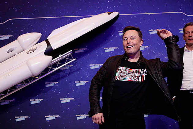 Akcie SpaceX se propadají. Firma za tři dny přišla o 600 miliard dolarů