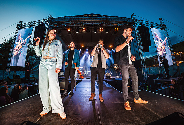 RECENZE: JelenFest potěšil kvalitně připraveným programem děti i dospělé