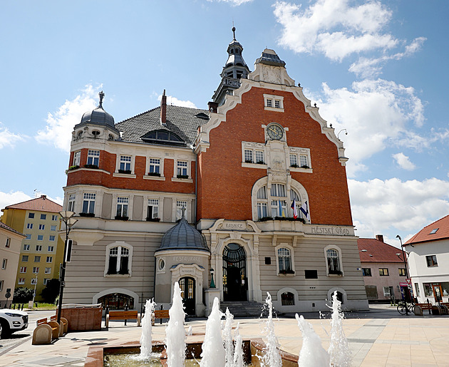 Hodonín trápí odchody mladých, volební sliby tak míří k výstavbě bytů