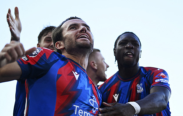 ONLINE: V akci Palace či Everton. Po obvinění se poprvé představí Man. City