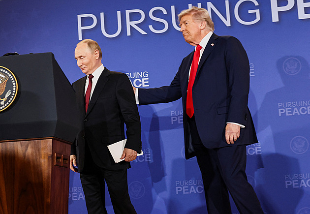 Neurážím lidi, hájí Trump, proč nenazývá Putina diktátorem. Zelenského tak označil