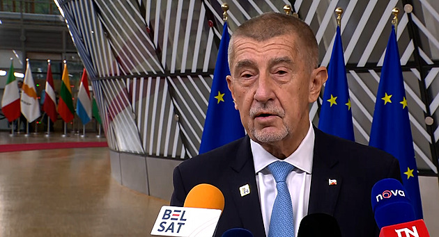 Trumpova dohoda o naftě s Putinem škodí Evropě, dělá to kvůli volbám, míní Babiš