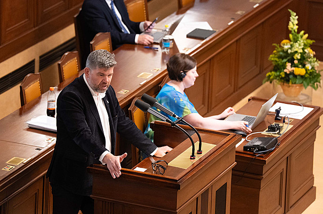 Pospíšil navrhl, ať jsou kamery na jatkách všude, kde se pohybují živá zvířata
